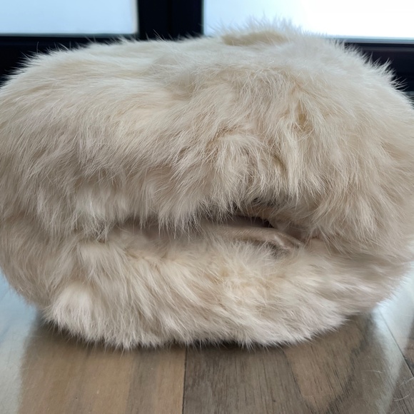 Excellent Condition Vintage Real Fur Hand Muff - Picture 2 of 8